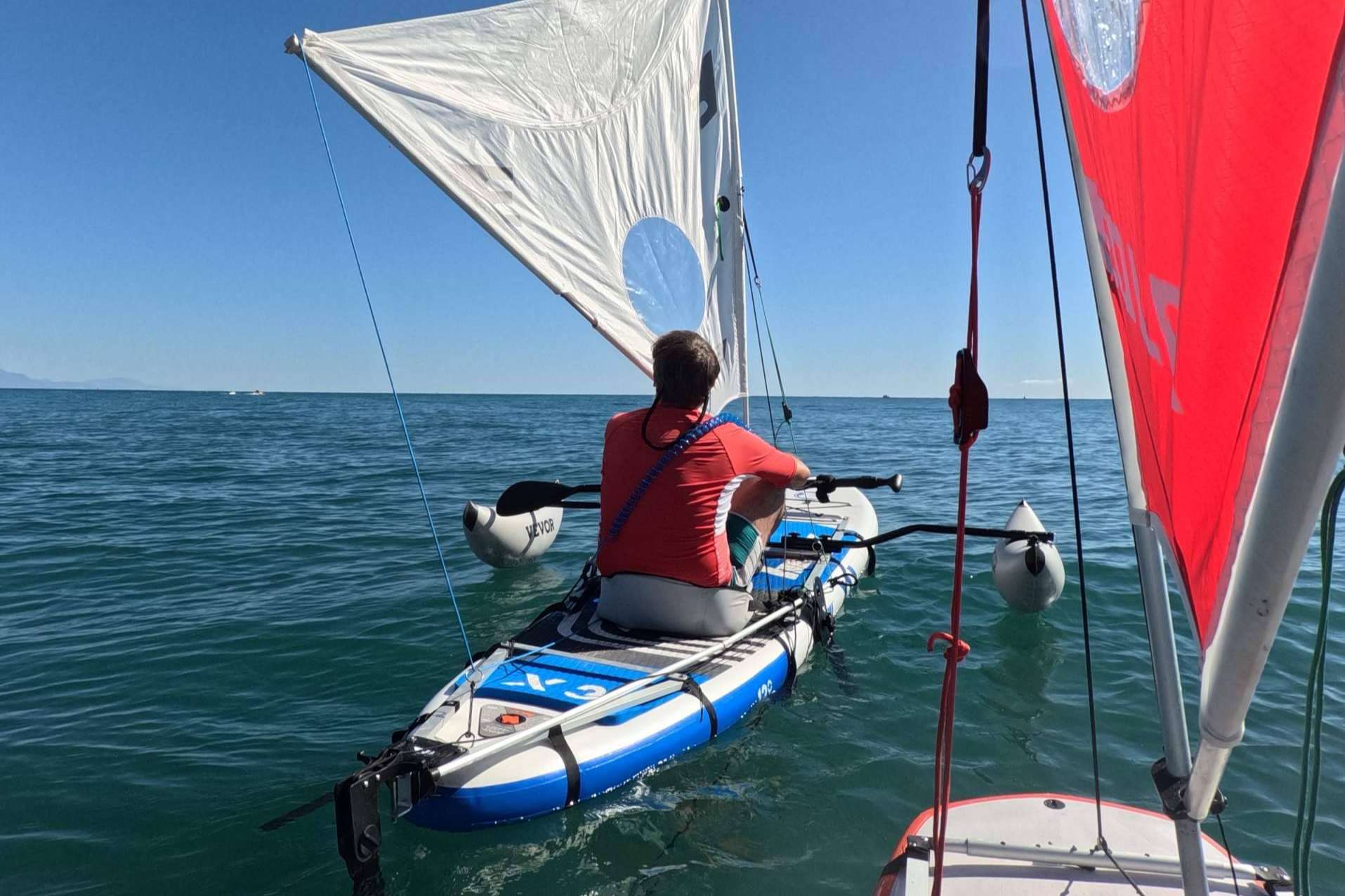 Eola guía el rumbo de los apasionados del paddle surf con sus velas para tablas