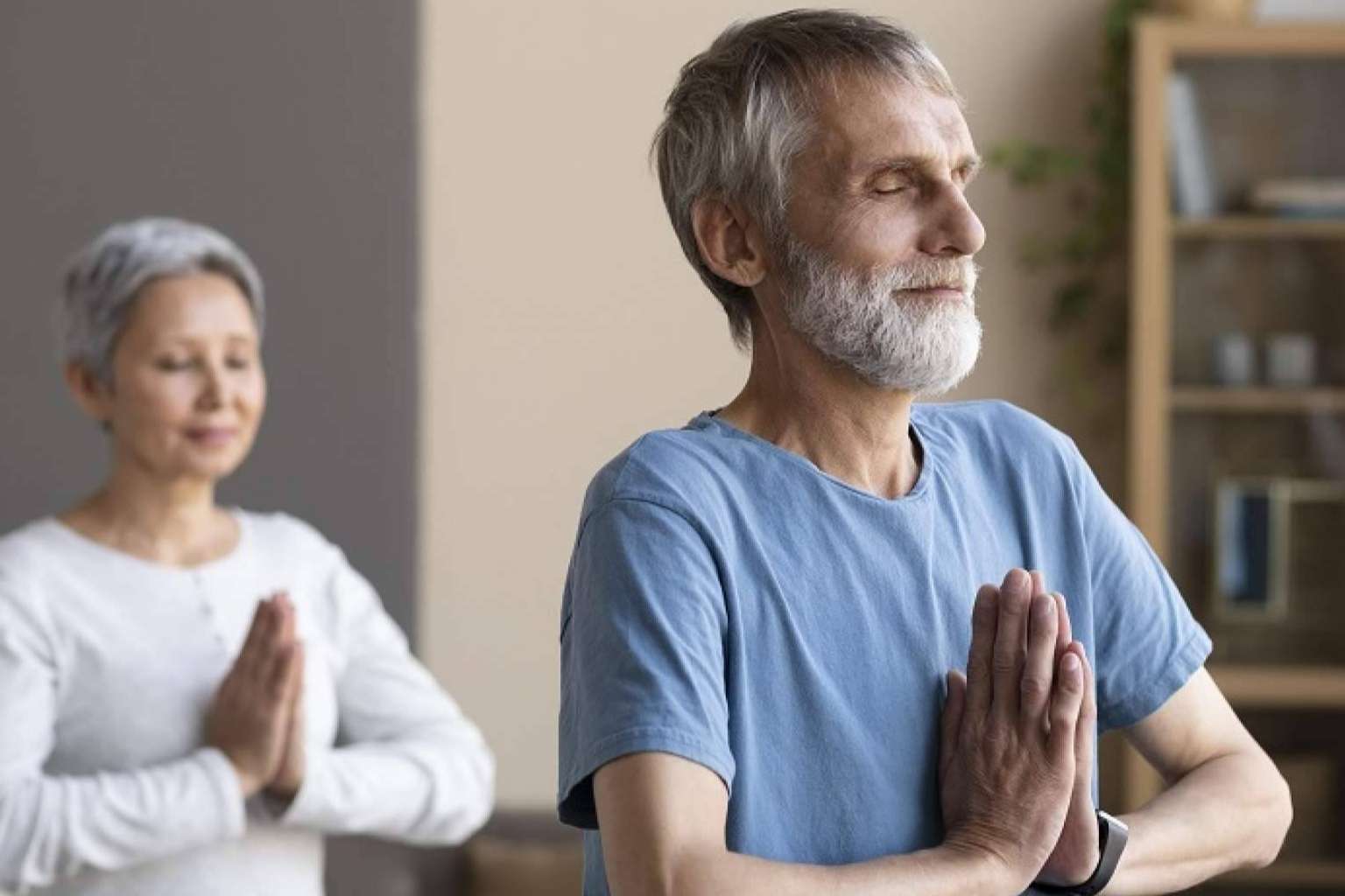Meditación y bienestar, las claves de Canal Sénior para un envejecimiento activo