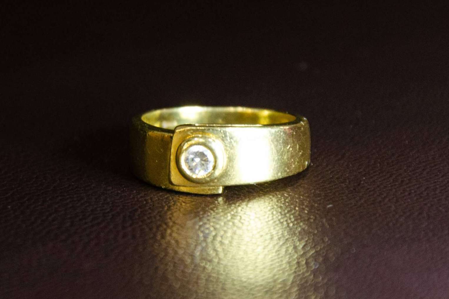 Venta de oro en Oviedo; Oviedo Compro Oro ofrece las mejores tasaciones ¡Y a domicilio!