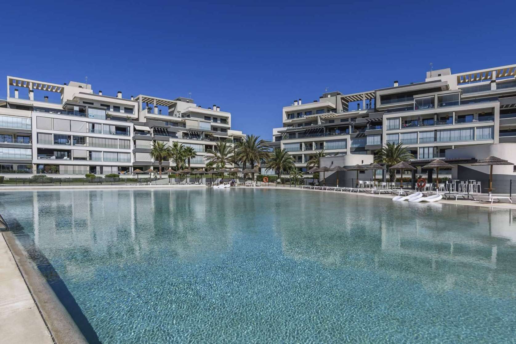 El éxito de Solmares; dos décadas de experiencia en el sector inmobiliario y turístico en Huelva