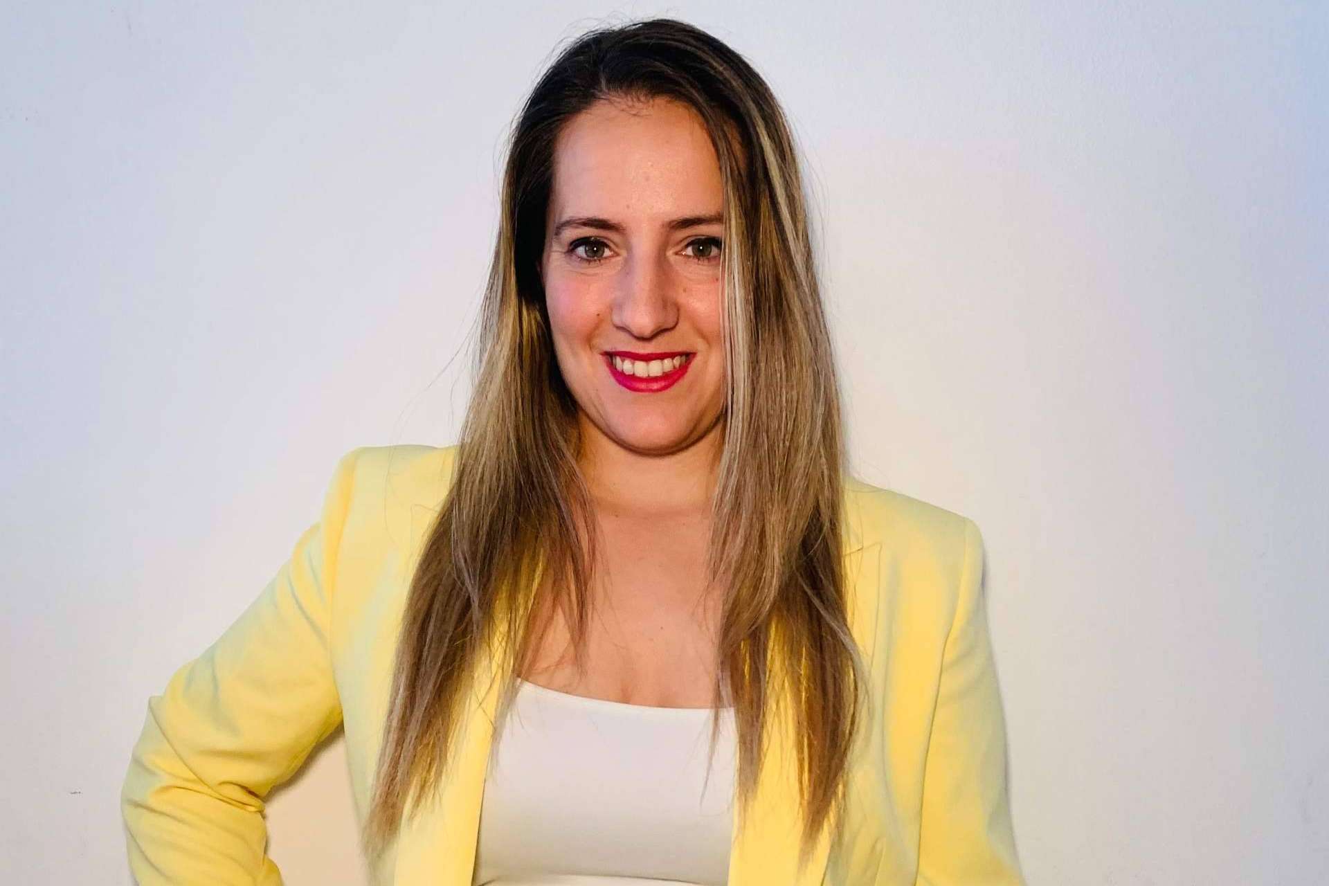 Ser funcionario sin hacer examen es más sencillo con las herramientas de OposTime