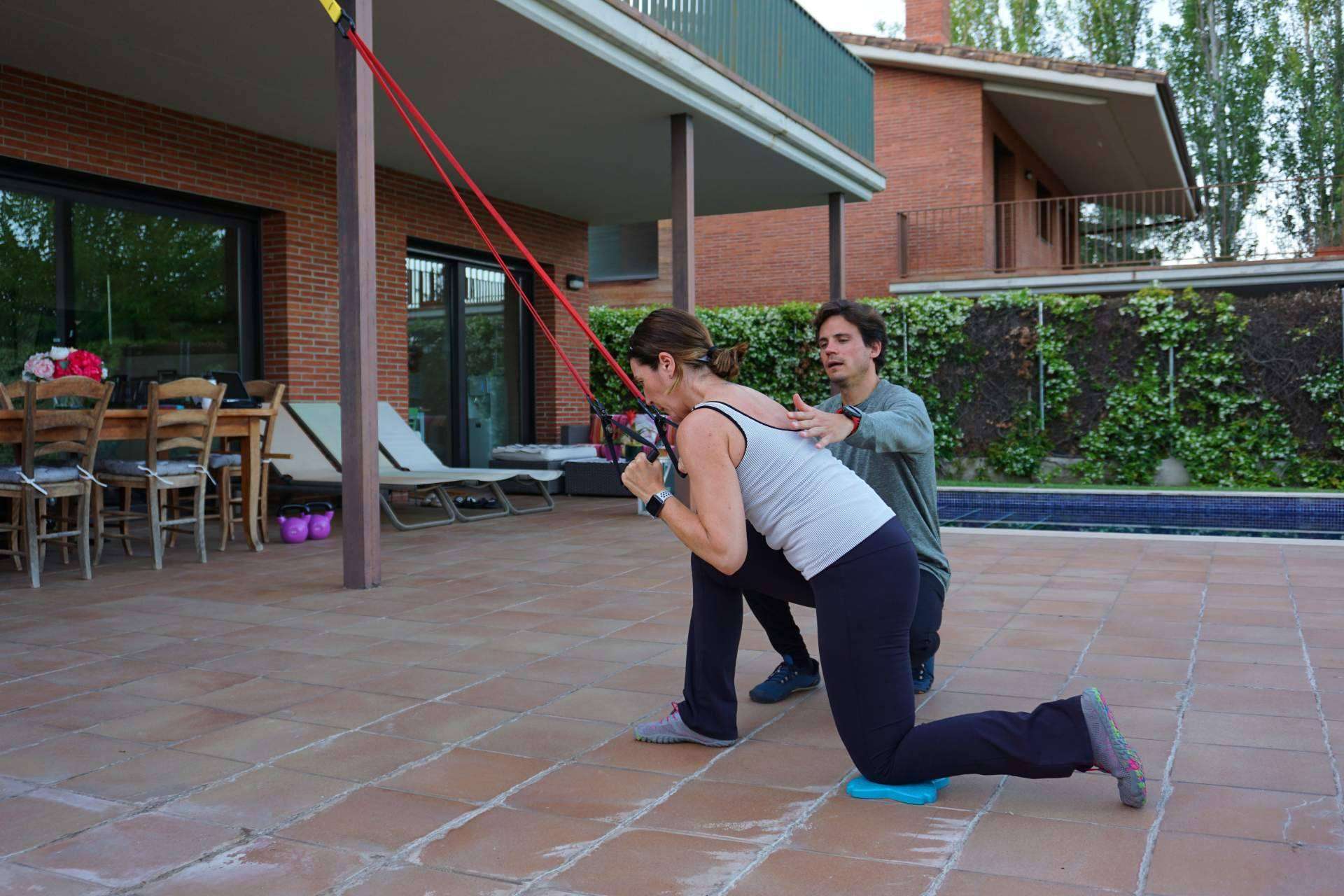 El entrenamiento de fuerza en grupo para mujeres que transforma la forma de entrenar