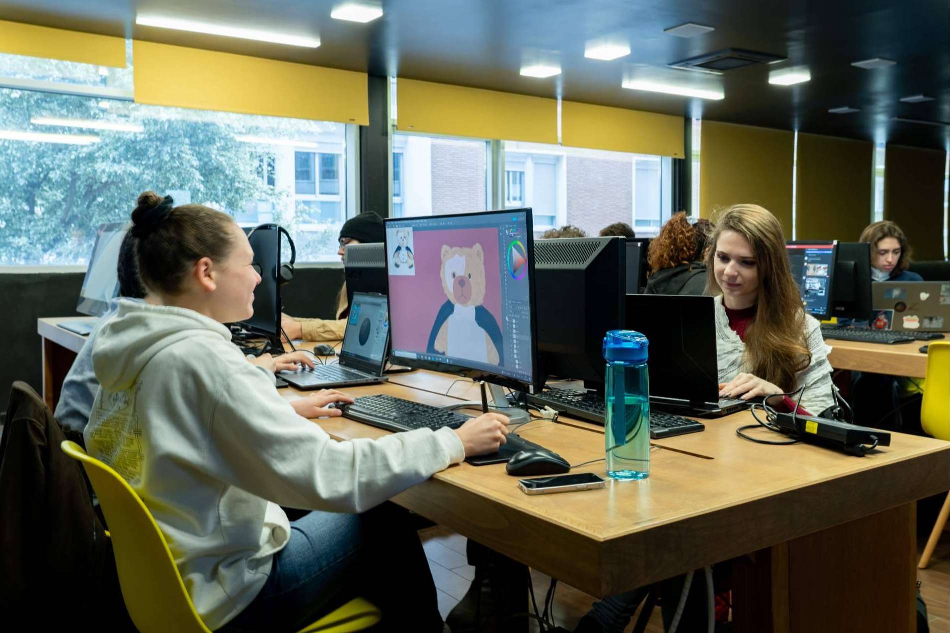 Financial Magazine destaca a UArts School entre las instituciones líderes en arte y diseño digital