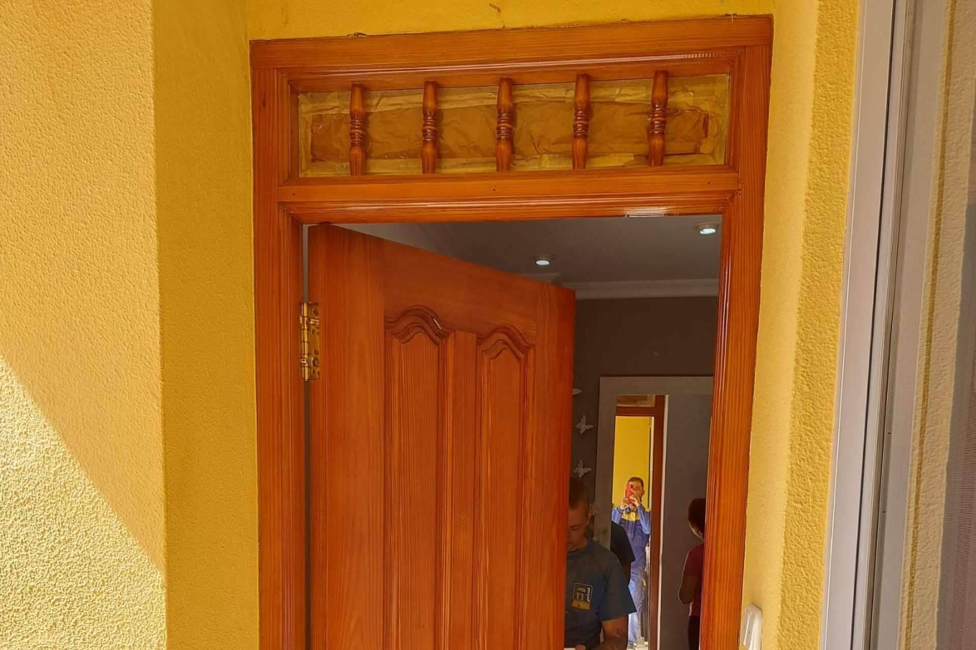 Galvañ Lacados, especialistas en restauración de portones de entrada en la provincia de Alicante