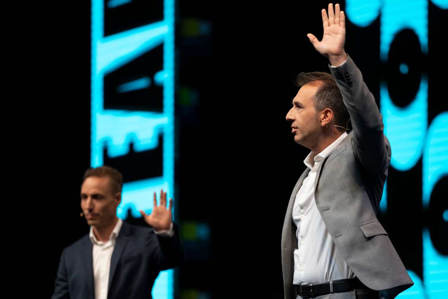 Alfonso & Christian comparten estrategias prácticas para cerrar ventas y negociar con eficacia