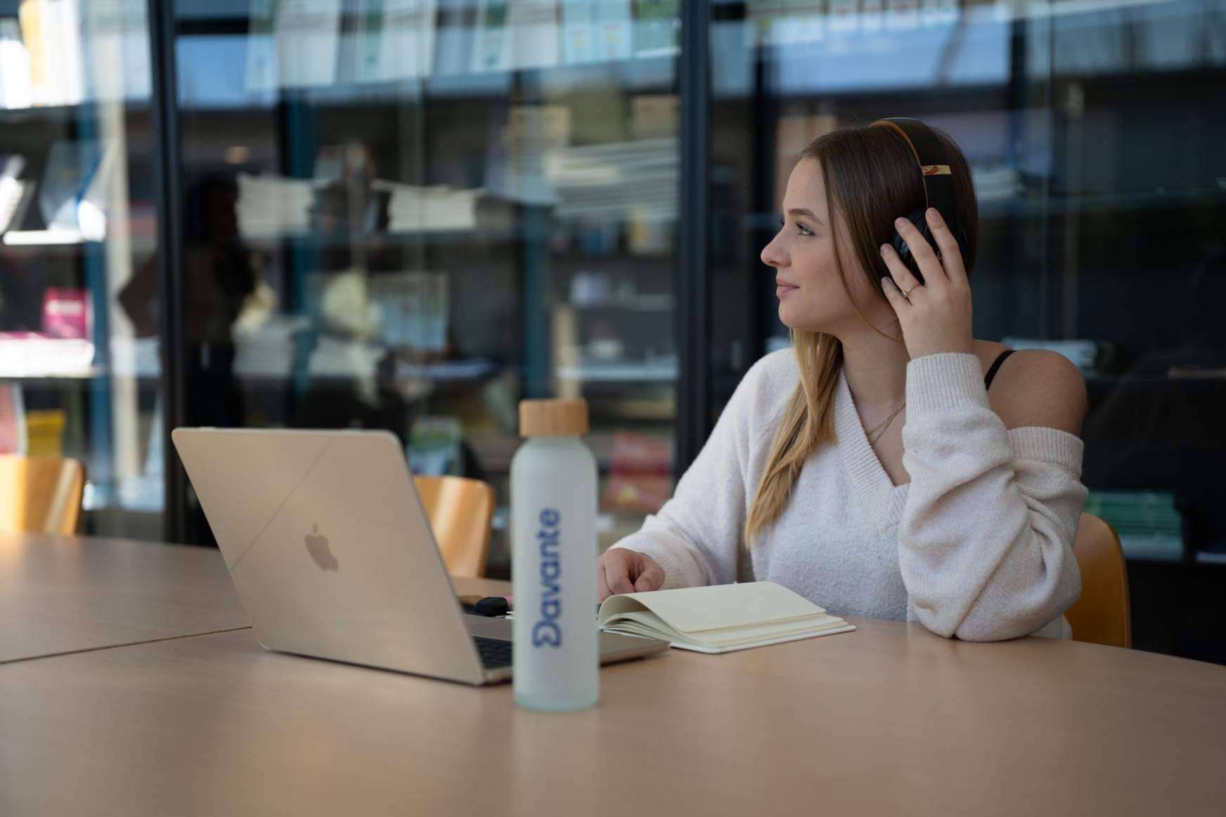 La formación profesional se posiciona como alternativa sólida a la carrera universitaria en 2025