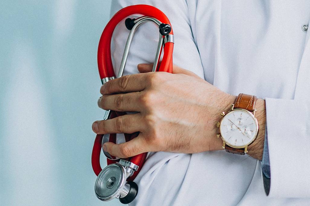 ¿La clínica está lista para el verano? Los consejos clave de Sivemedical para no quedarse sin material