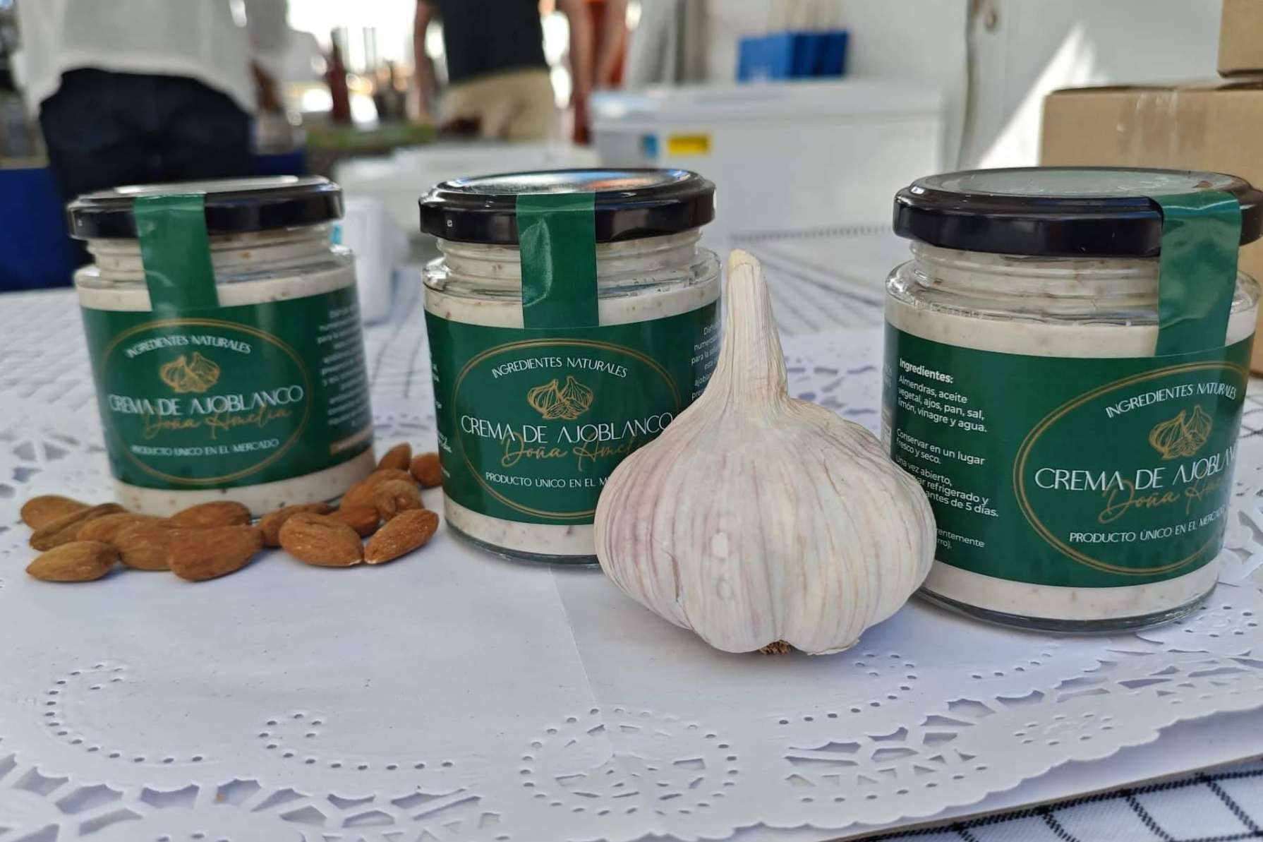Ajoblanco Doña Amelia lanza ajoblanco untable; tradición malagueña para disfrutar como dip o aperitivo