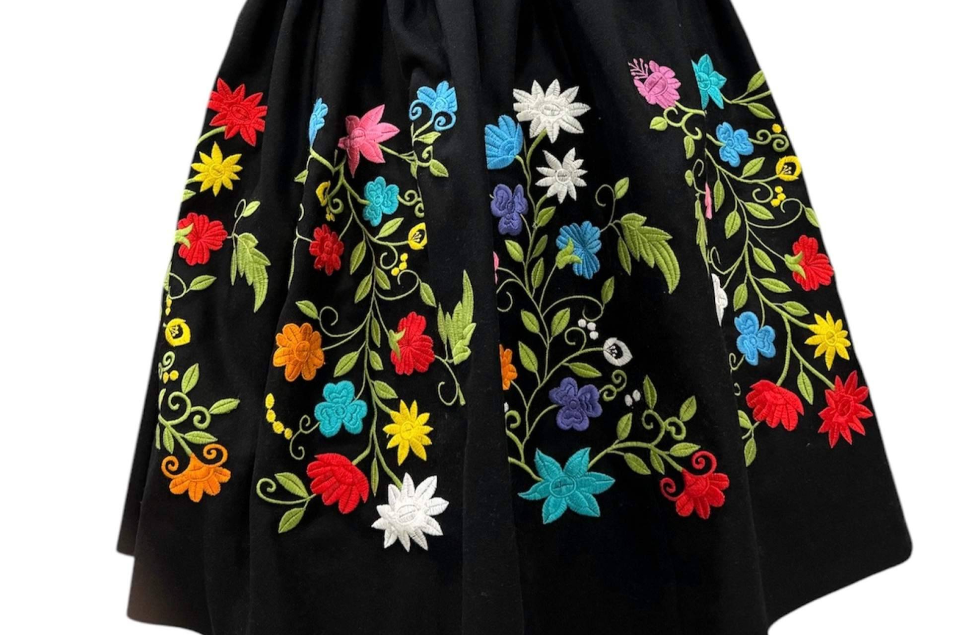 SANCHA Tradición Popular ofrece indumentaria regional y moda folk adaptada a la actualidad