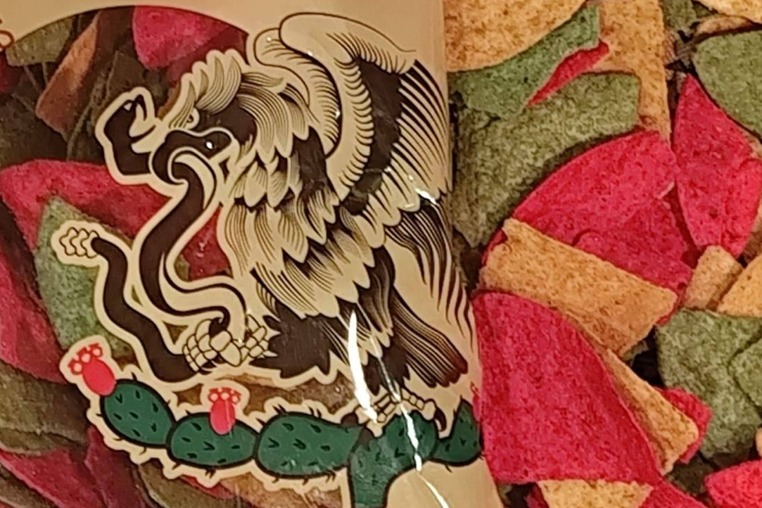 Totopos Tricolor Maíz Maya; el homenaje comestible al orgullo mexicano