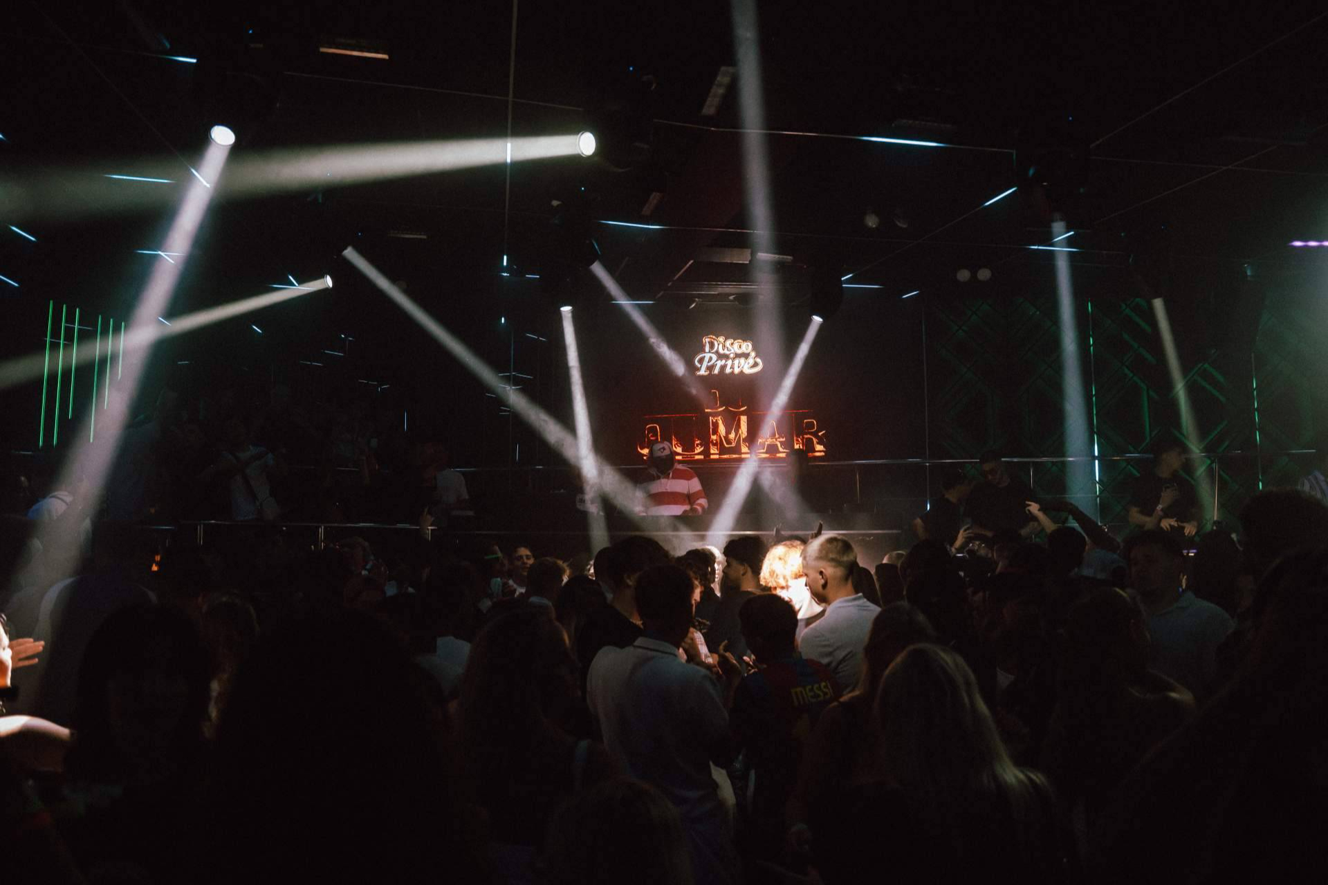 La élite musical internacional elige Disco Privé para transformar las noches de Lloret de Mar