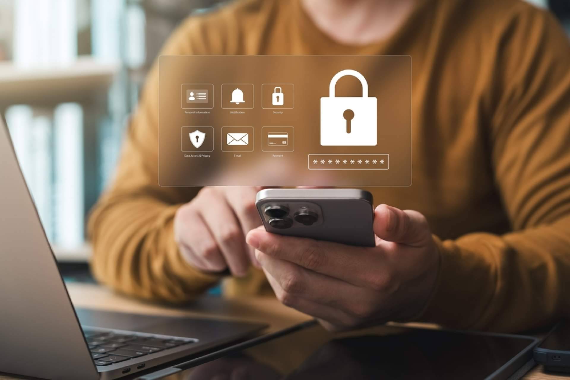 La protección de datos y la ciberseguridad ganan protagonismo en la estrategia de las empresas españolas