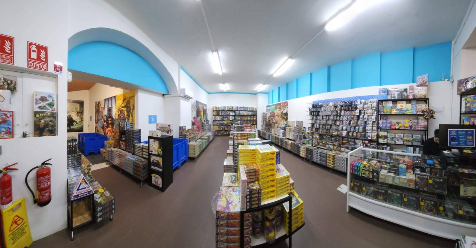 Historias, aventuras y dados; el fenómeno de juegos de mesa Mathom en Galerías Maldà