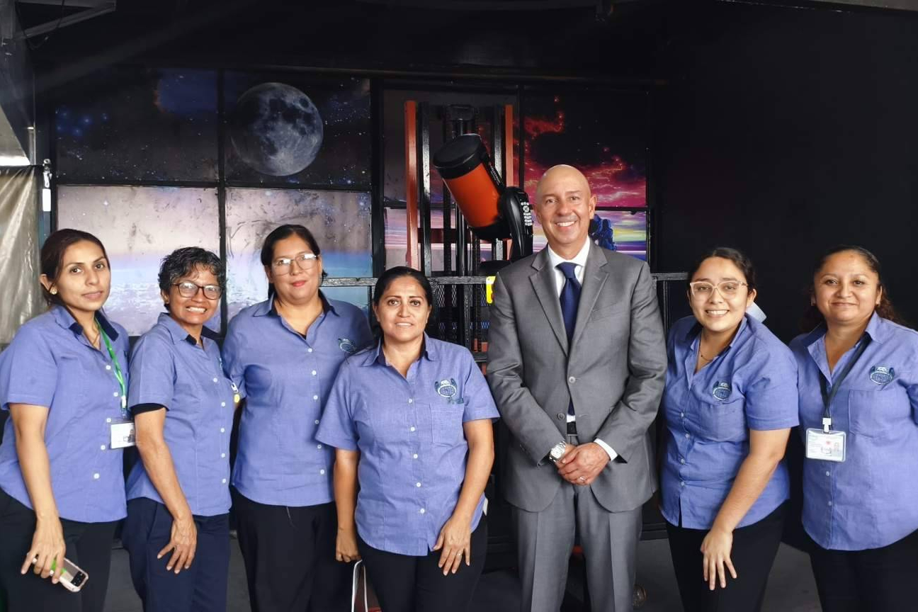 Matemáticas en la punta de los dedos; el milagro científico del Instituto Panamericano de Tampico