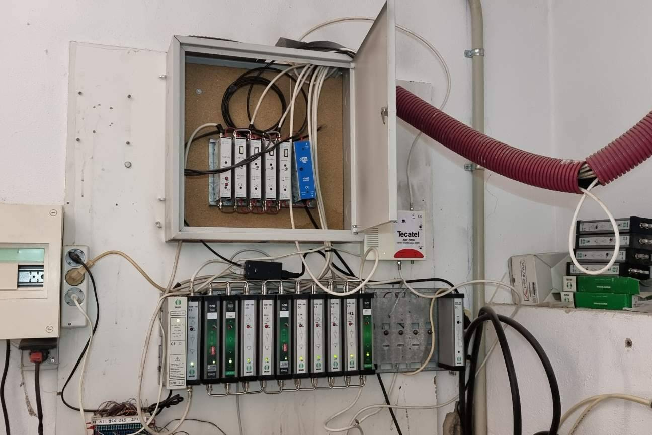 Antenistas Valencia realiza instalación y reparación de antenas TDT y parabólicas con cobertura provincial