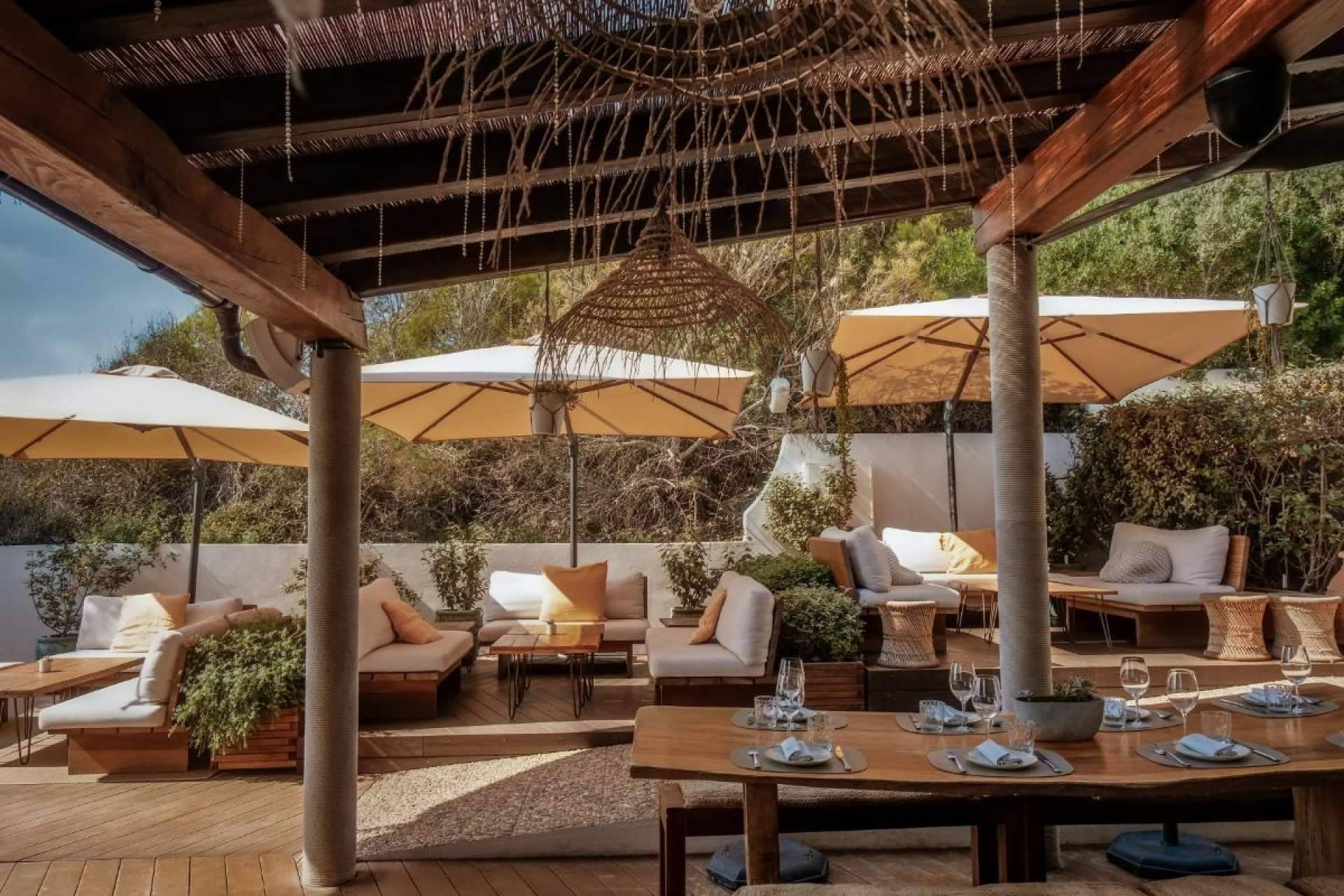 Aiyanna reabre en abril como uno de los restaurantes en Ibiza más exclusivos de 2026 frente al mar