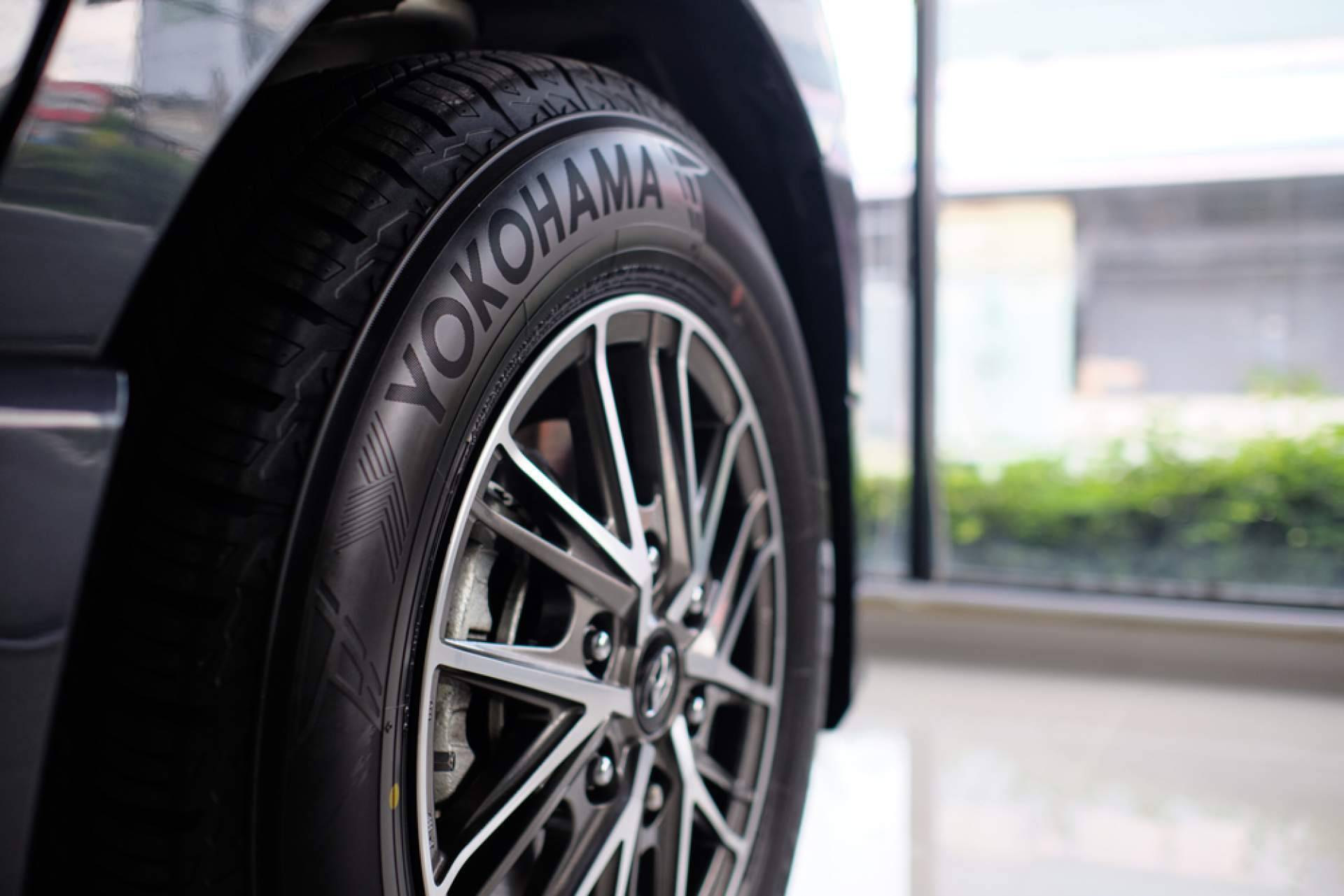 Neumáticos Roadx ganan presencia en Madrid con una gama por temporada en Neumáticos Porpoco