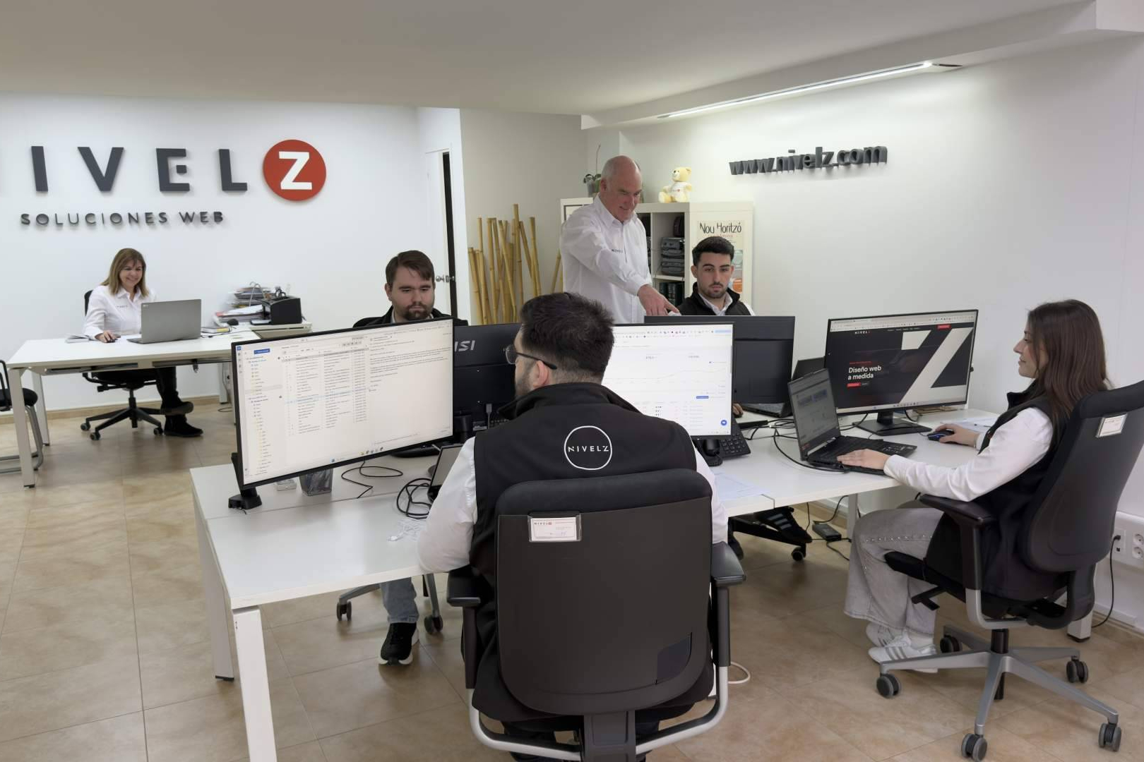 Nivel Z ayuda a los negocios locales a destacar frente a su competencia
