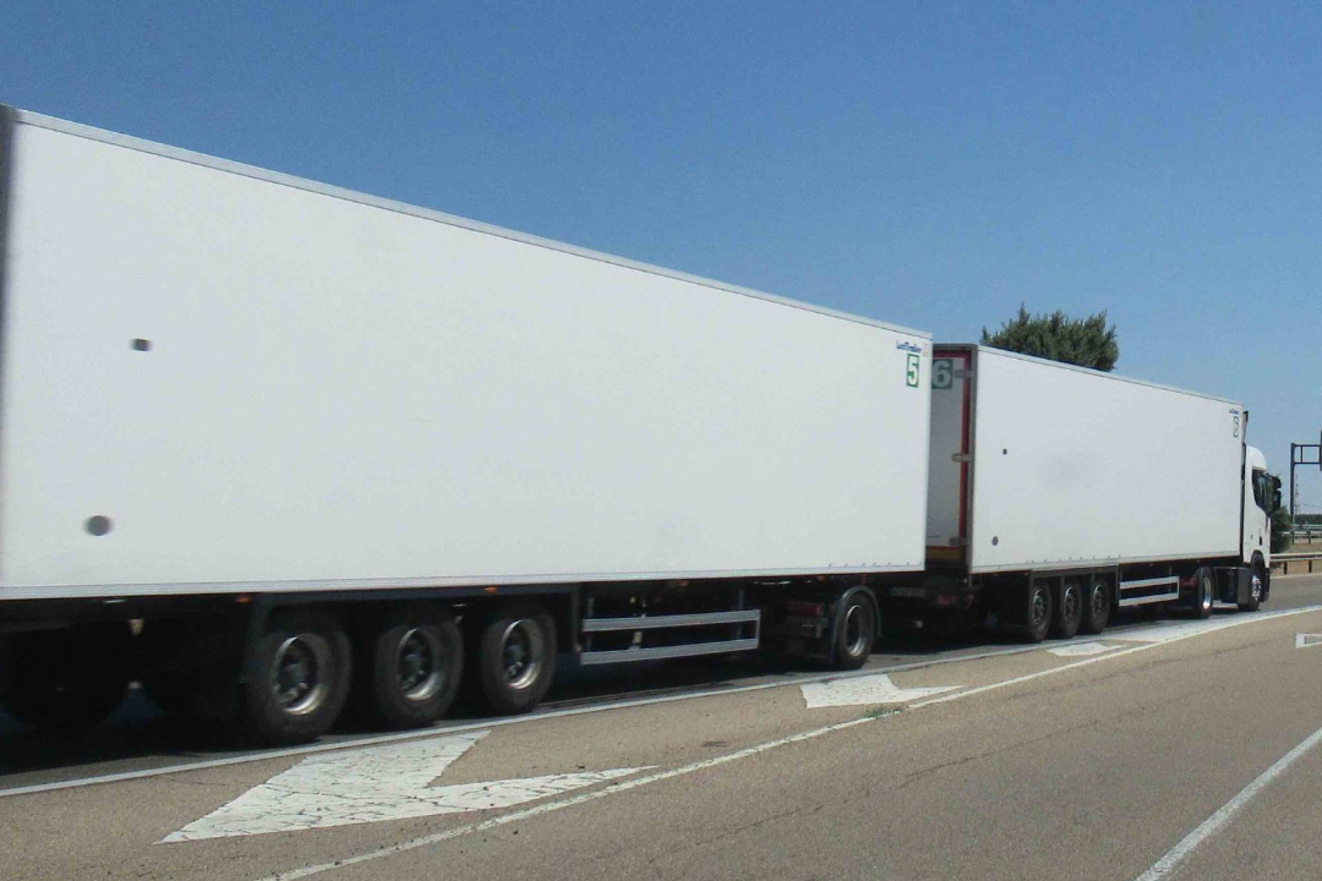 Transvolando impulsa el transporte internacional por carretera en Europa para optimizar la logística empresarial