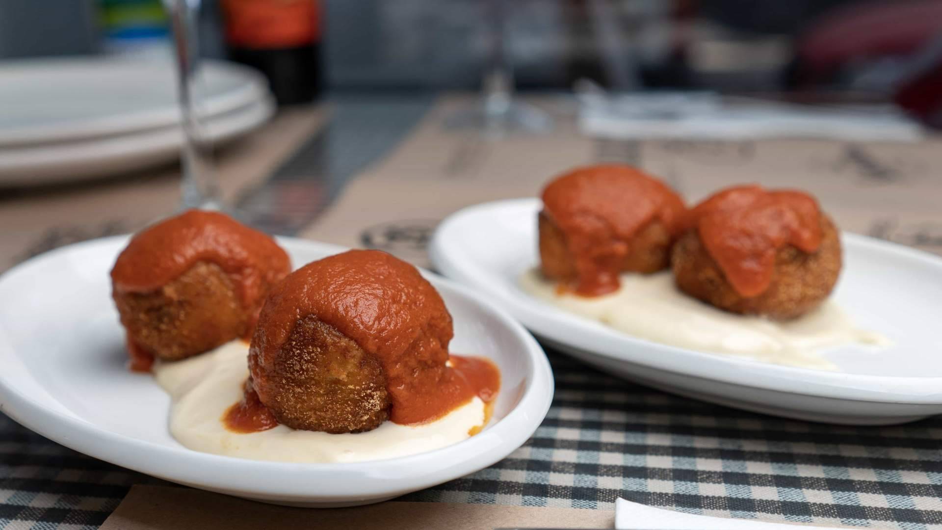 Pasa Tapas desmiente que la noche de la ciudad condal solo se alimente de comida rápida