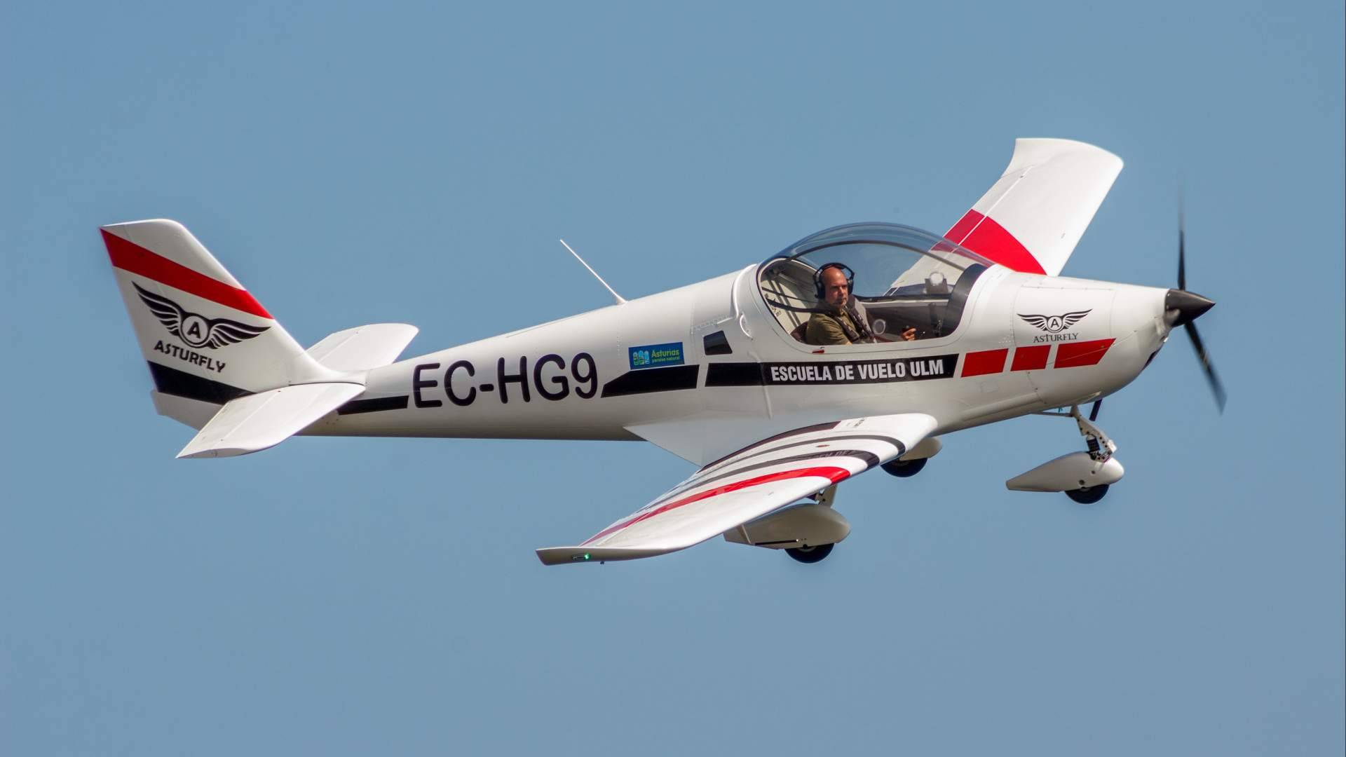 La experiencia de pilotar un avión por primera vez con 'Piloto por un día'
