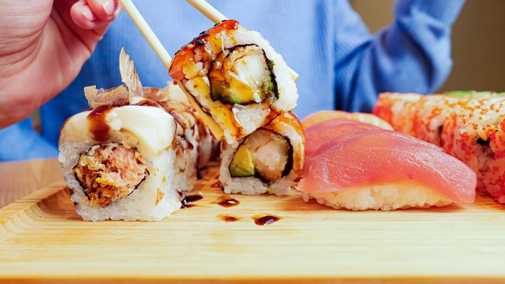 Una propuesta fast good para quienes buscan sushi, pokes, combos y comida japonesa fácil de compartir