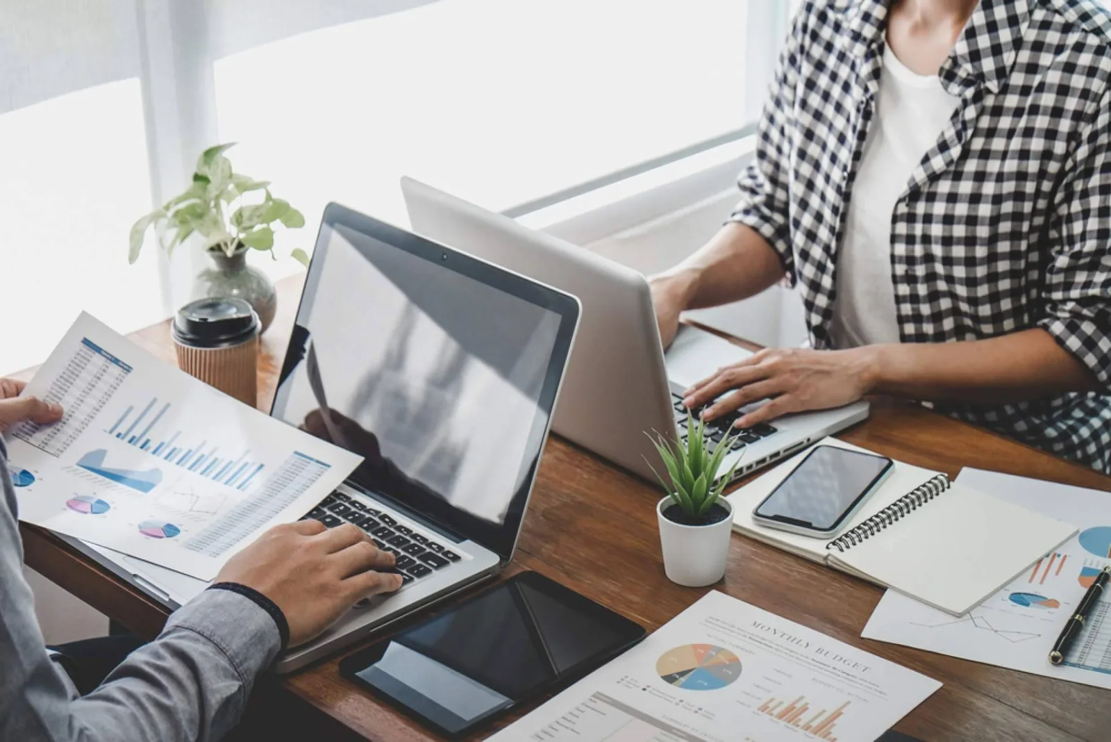 Por qué un CRM con inteligencia artificial será imprescindible para crecer en 2026